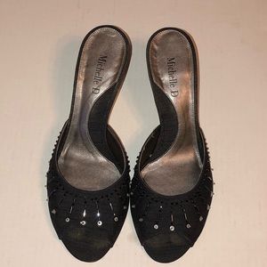 Michelle D Black Slip on Kitten Heel B14